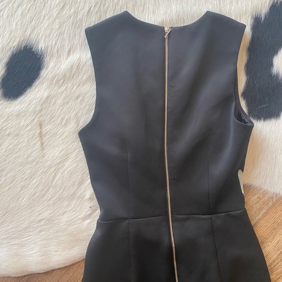 Finders Keepers Black Floral Last Chance Open Cut Dress - Picture 10 of 10